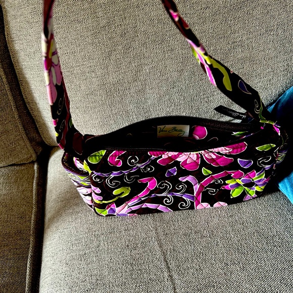 like new vera bradley small purse - Picture 1 of 1